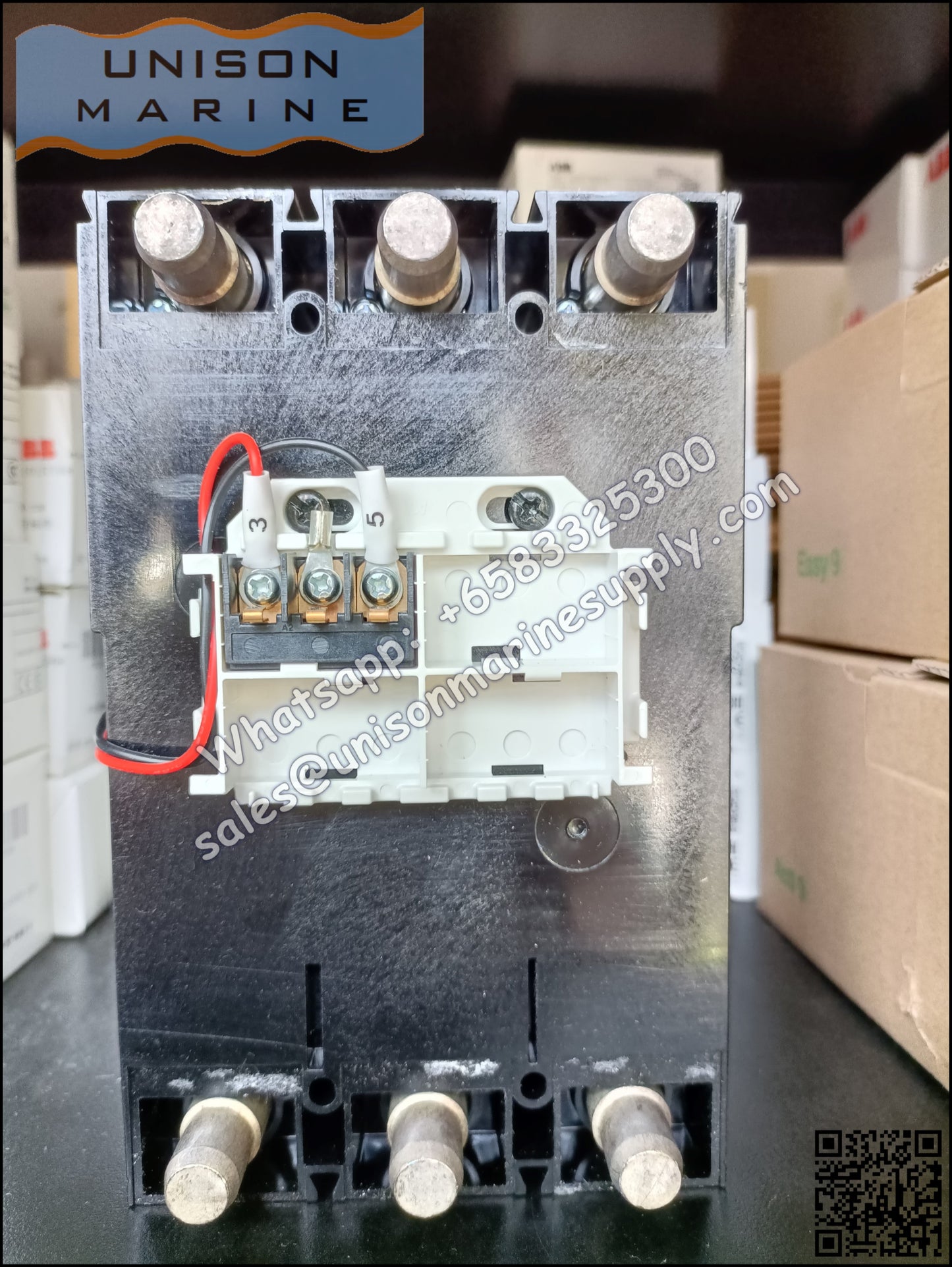 Hyundai Marine Circuit Breaker (MCCB) - HGM160L 3P Fixed / Plug-in Type