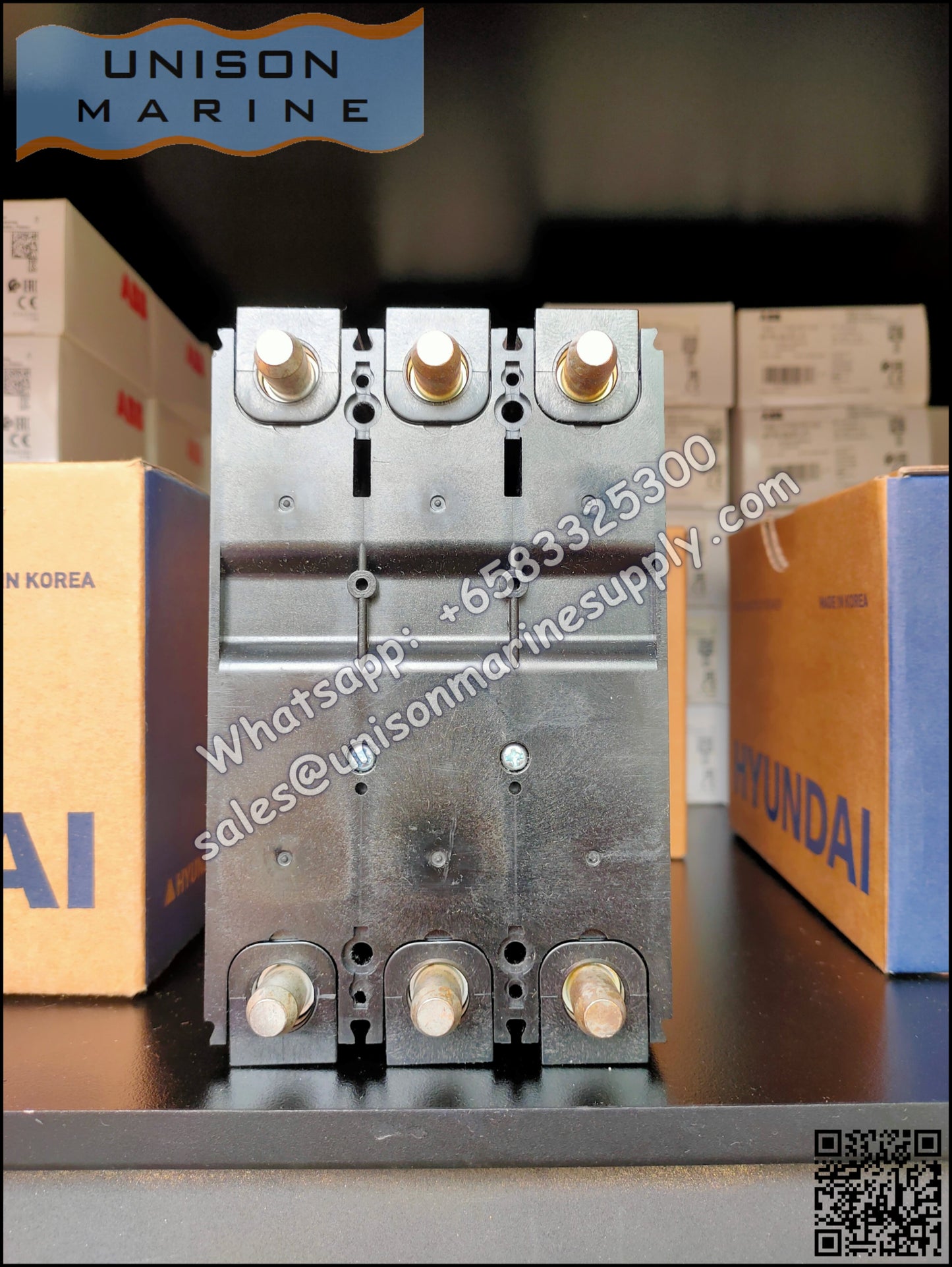 Hyundai Marine Circuit Breaker (MCCB) - HGP125DH 3P Fixed / Plug-in Type