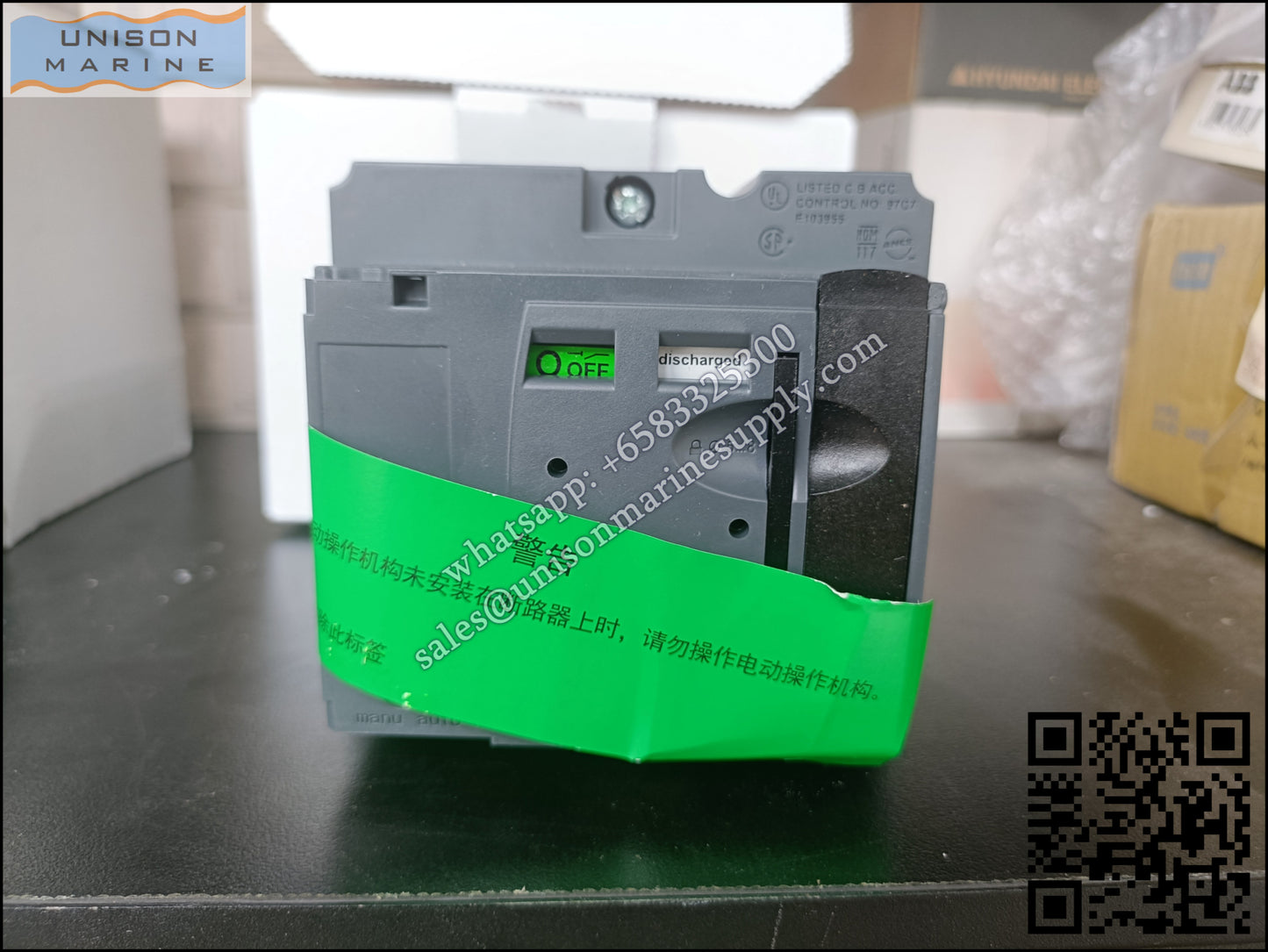 Schneider Electric circuit breaker：Motor mechanism module MT100/160 380/415VAC 50/60Hz, 440/480VAC 60Hz,LV429435