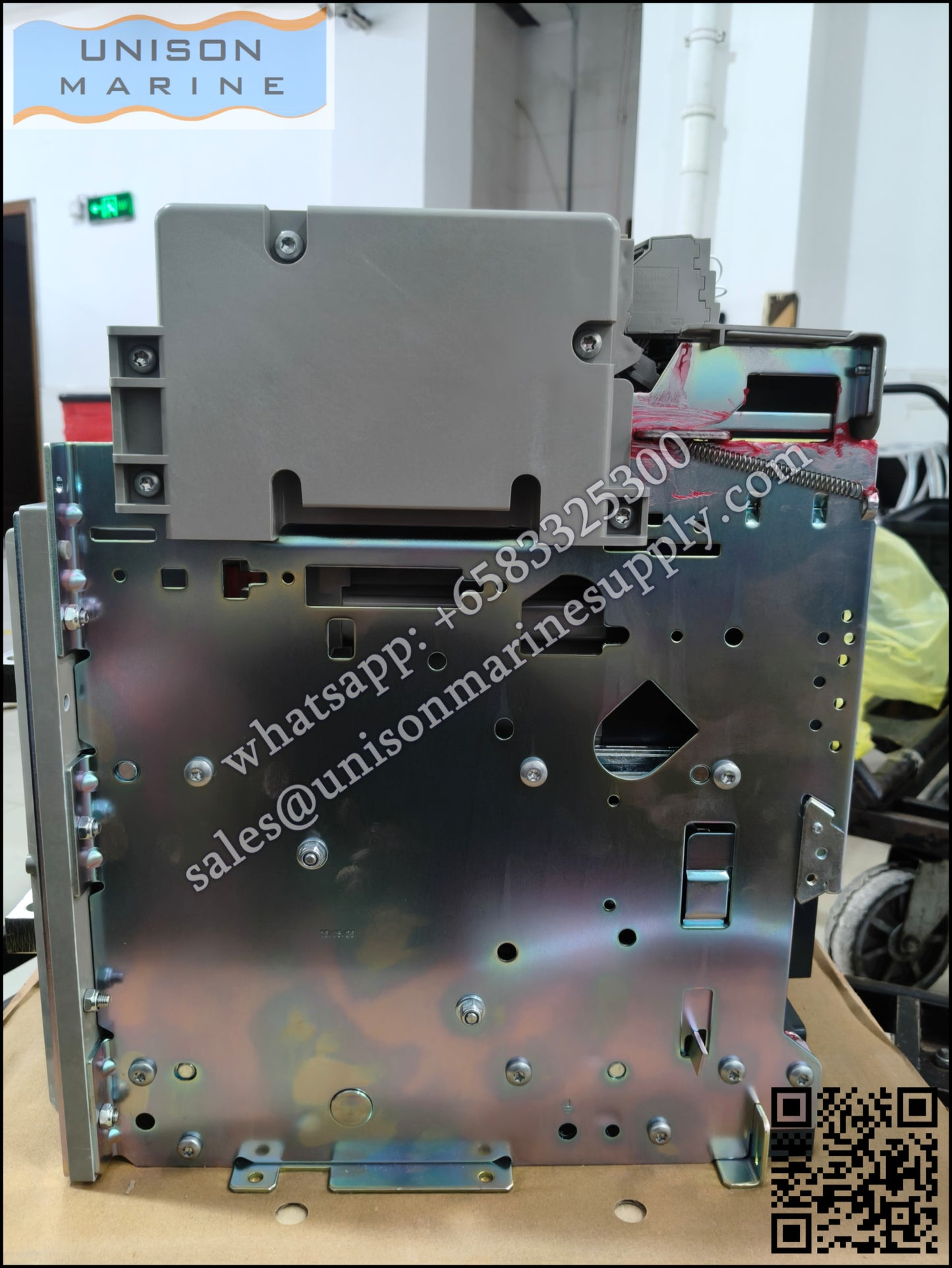 Schneider MasterPact circuit breakers: MT16H2,1600A 3P drawout