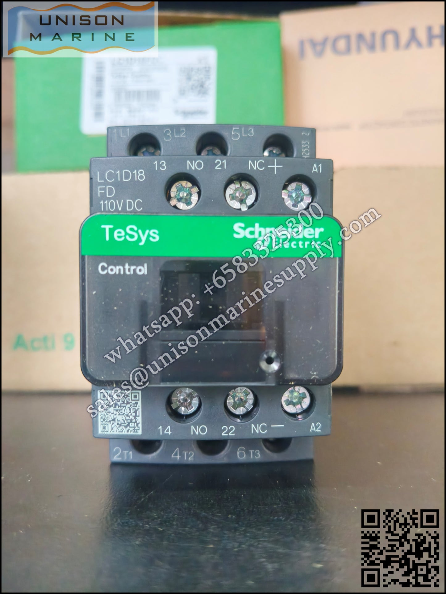 Schneider TeSys Deca Contactors : LC1D18FD7C