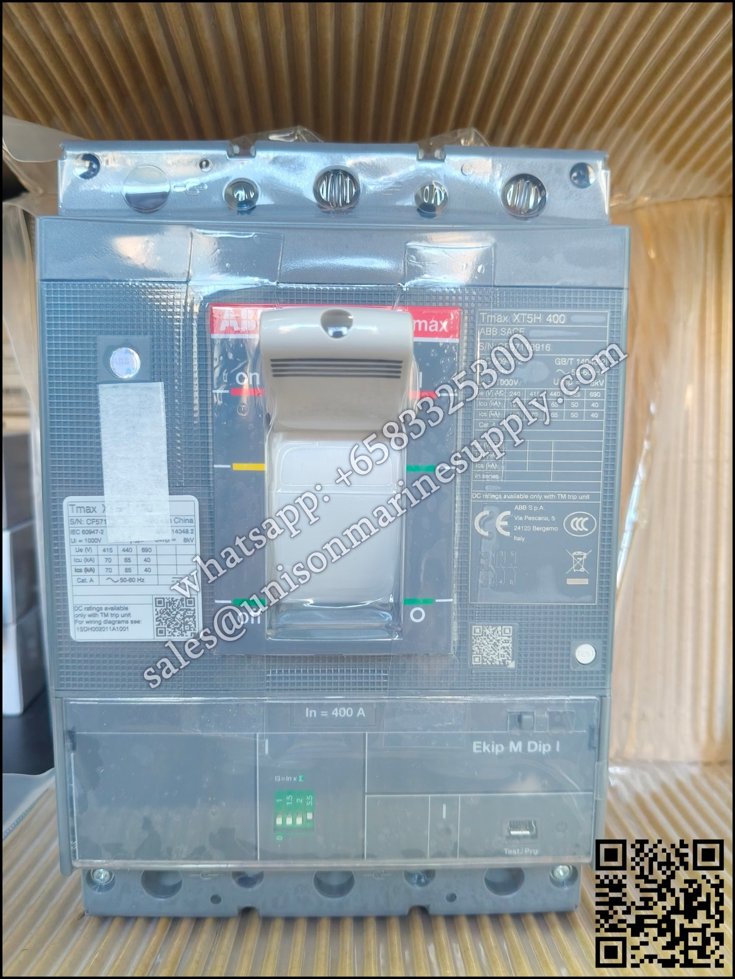 ABB SACE Tmax XT Circuit Breakers: XT5H 400 Ekip M Dip I In=400A 3p F F,1SDA100504R1