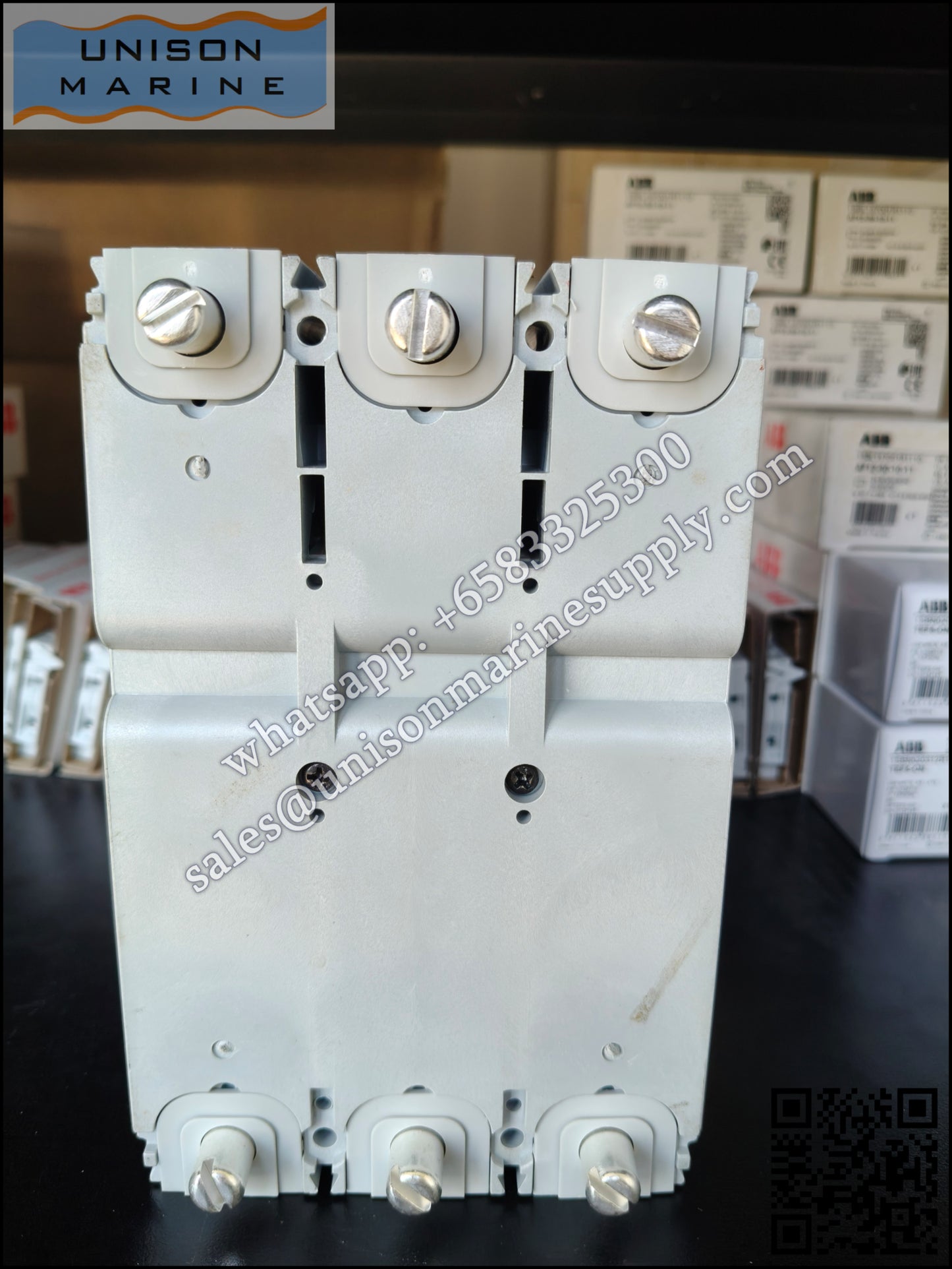 Hyundai Marine Circuit Breaker (MCCB) - UPB250L 3P 125A Fixed / Plug-in Type