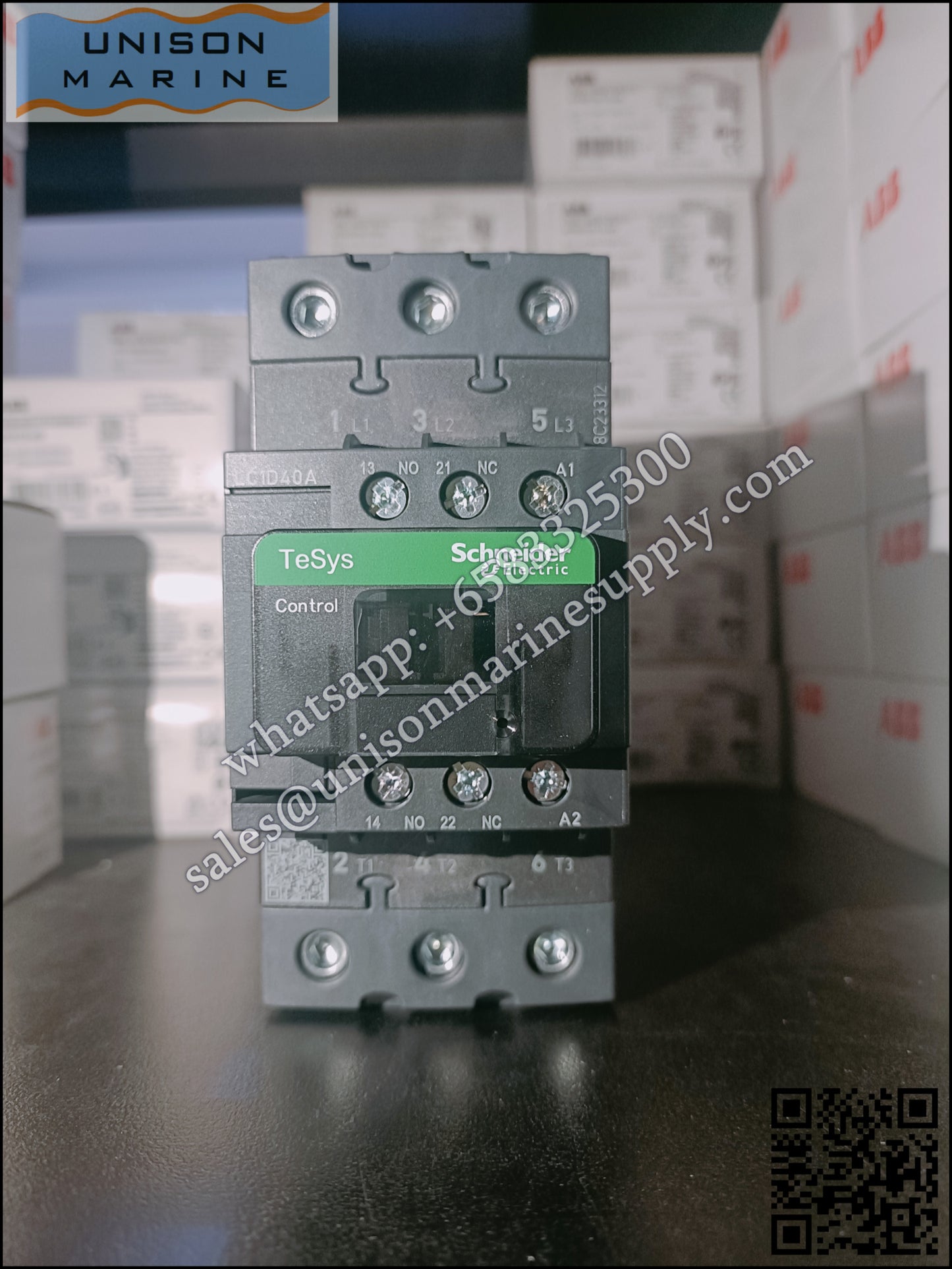 Schneider TeSys Deca Contactors : LC1D40AB7C
