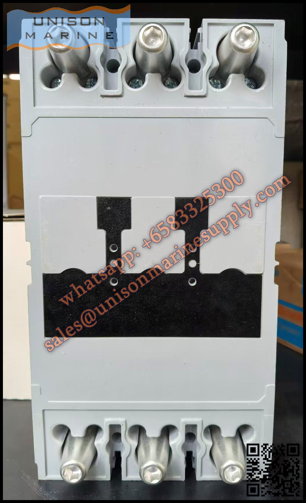 Hyundai Marine Circuit Breaker (MCCB) - UCB400H 3P 350A Fixed / Plug-in Type