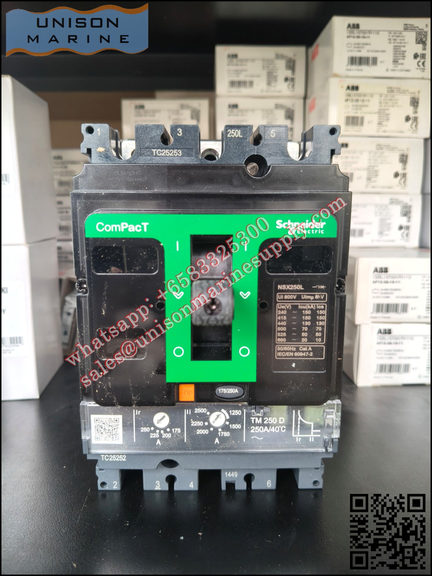 Schneider Electric circuit breaker  NSX250L 150kA AC 3P3D 250A TMD, C25L3TM250