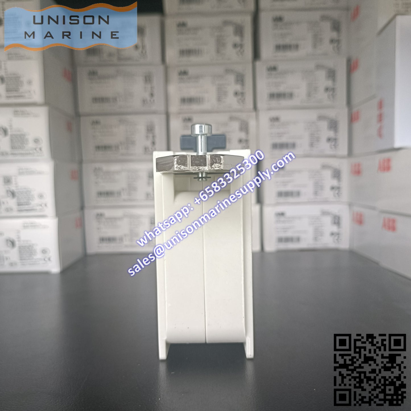 SCHNEIDER Contactor TeSys Giga 3P(3NO) Switching Module Kit: LA9G3SA