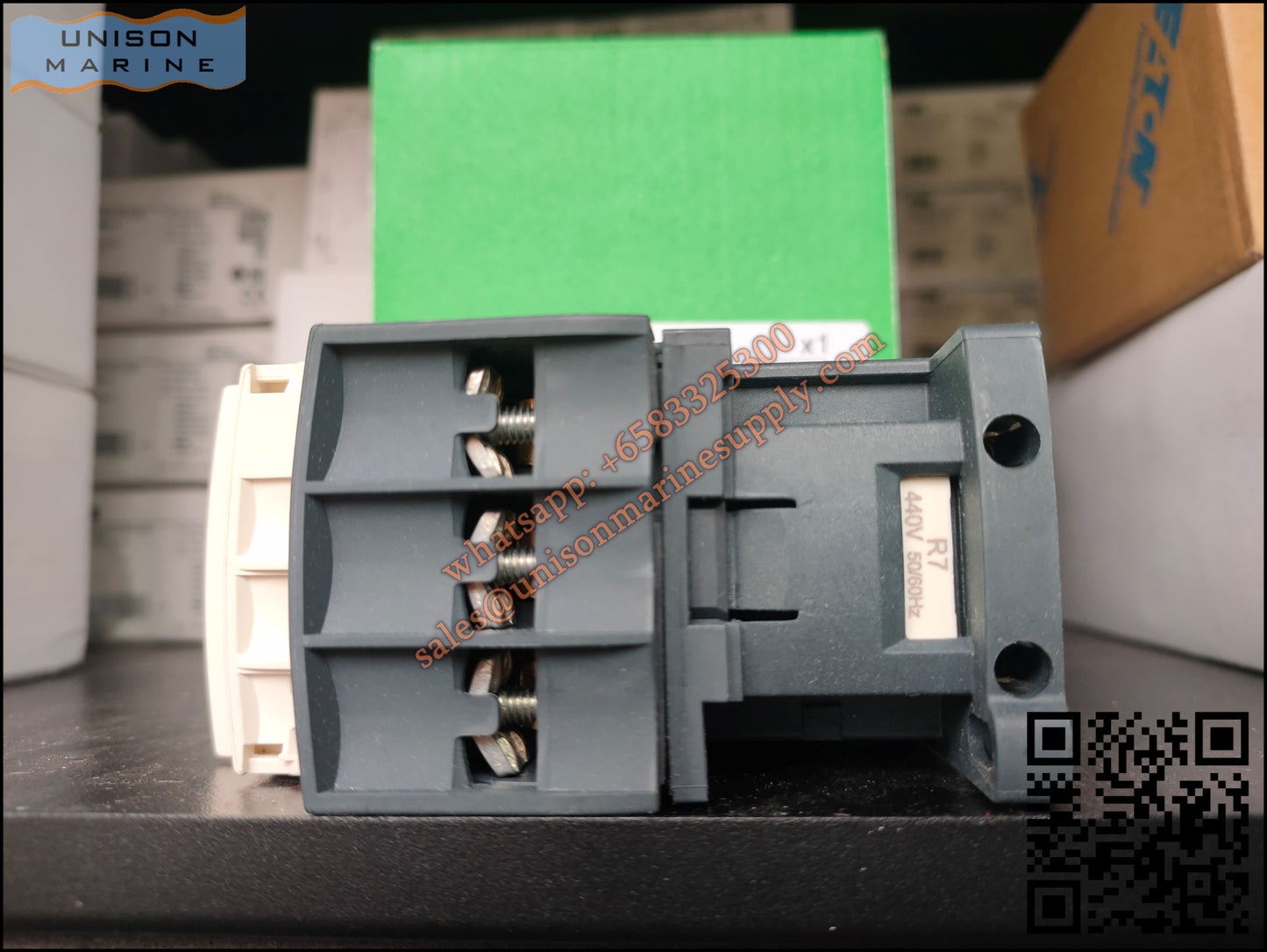 Schneider TeSys Deca Contactors : LC1D32R7