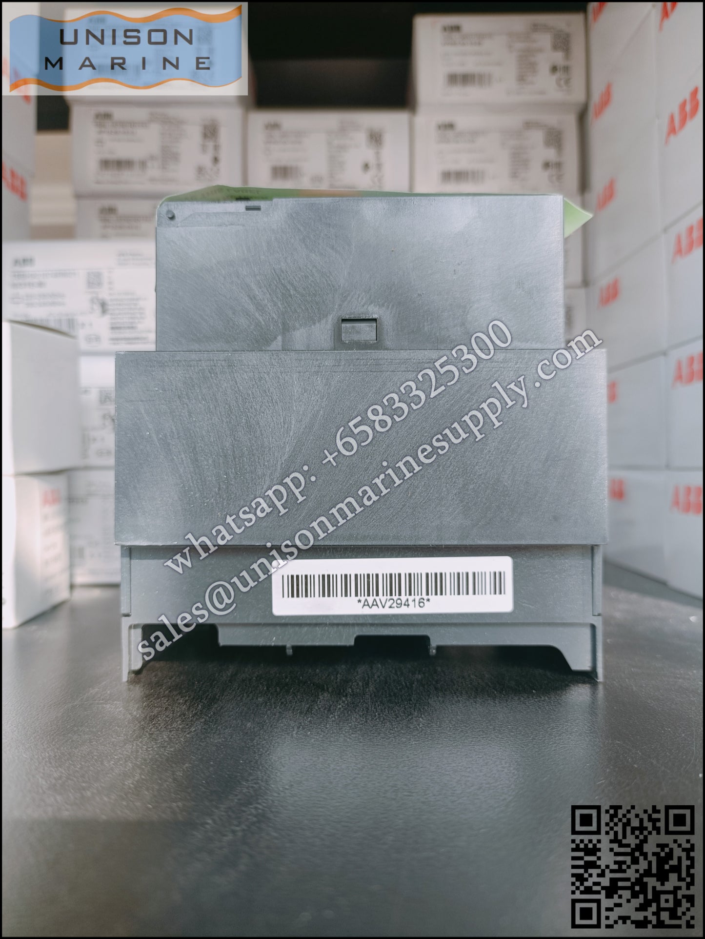 Schneider Electric circuit breaker：MT250 SDE adaptor - 220..240 V 50/60Hz,LV431549