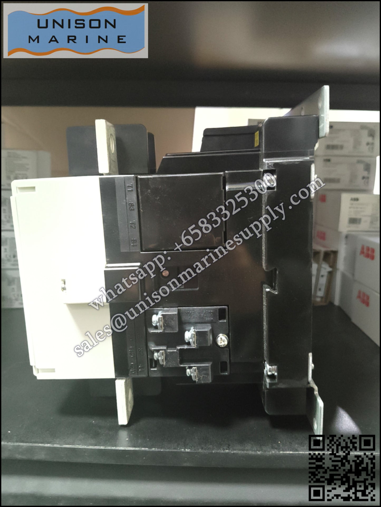 MITSUBISHI Magnetic Contactors: S-N180,2NO+2NC AC200/200-220V
