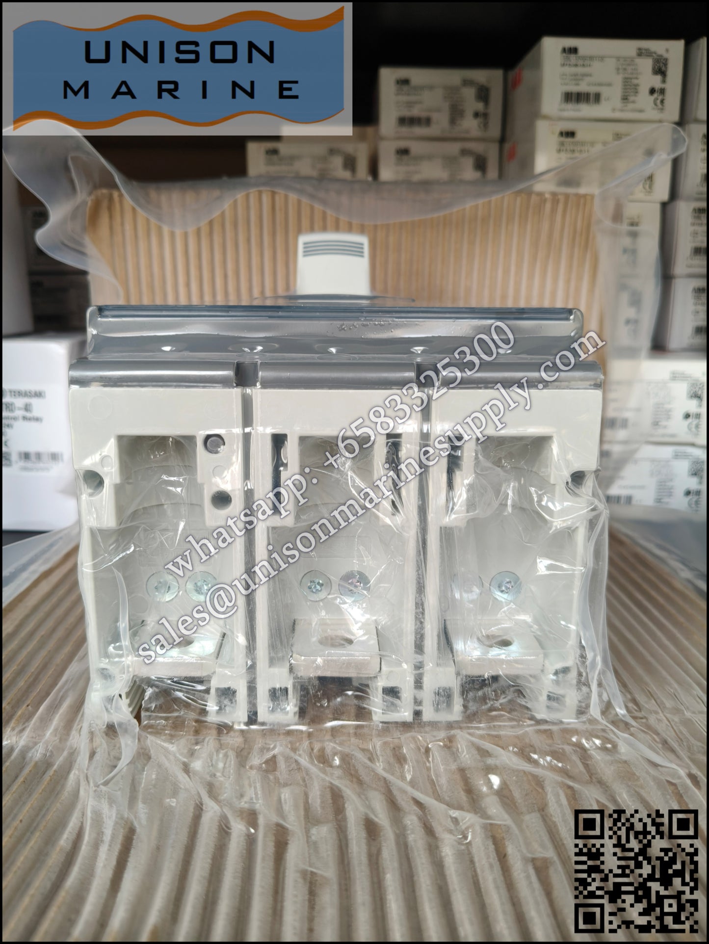 ABB SACE Tmax XT Circuit Breakers: XT5L 400 Ekip M Dip LIU In=320A 3p F F,2TFC000375R1001