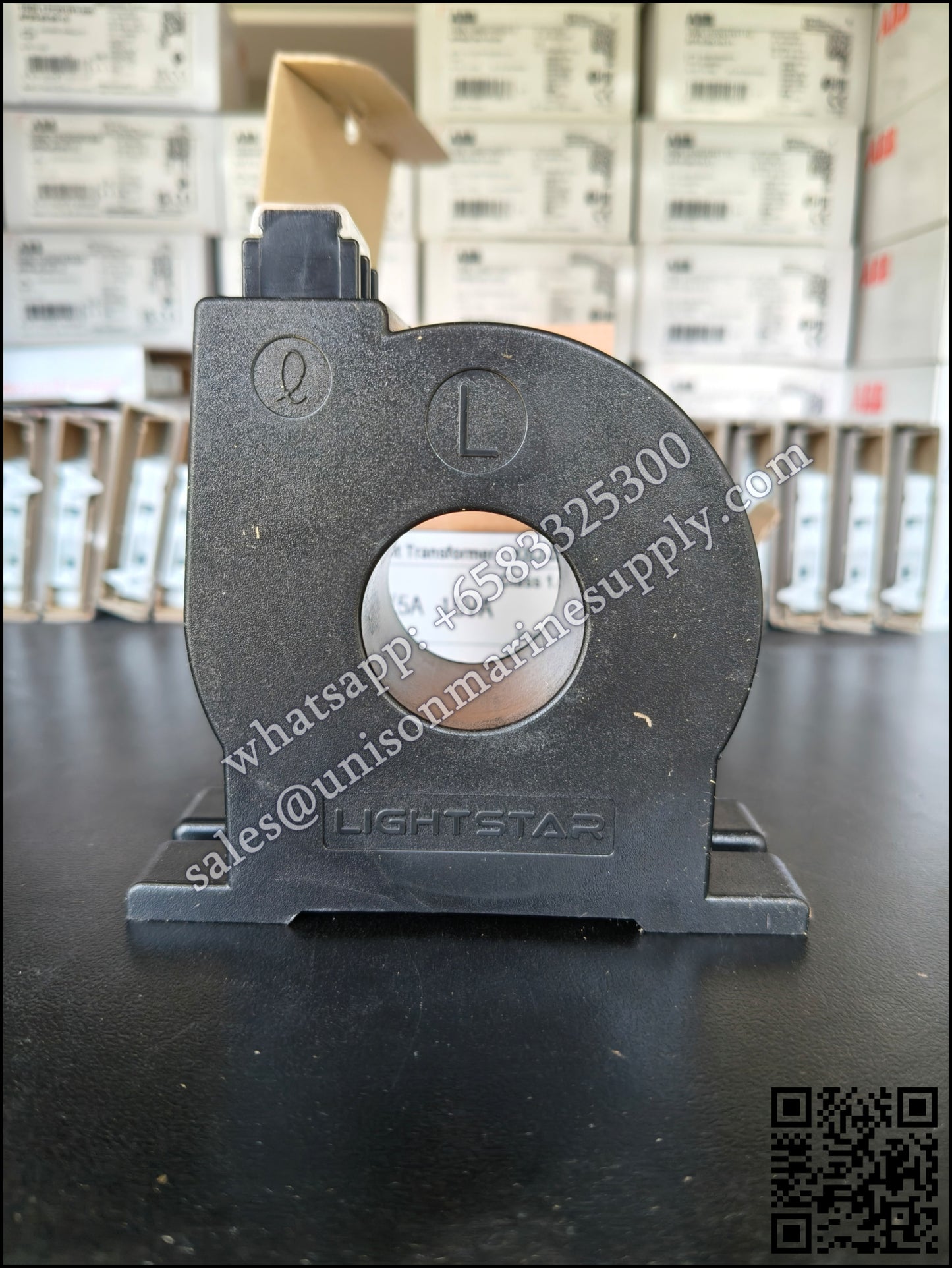 LIGHTSTAR Current Transformer KBJ-03 Class 1.0 300/5A 15VA