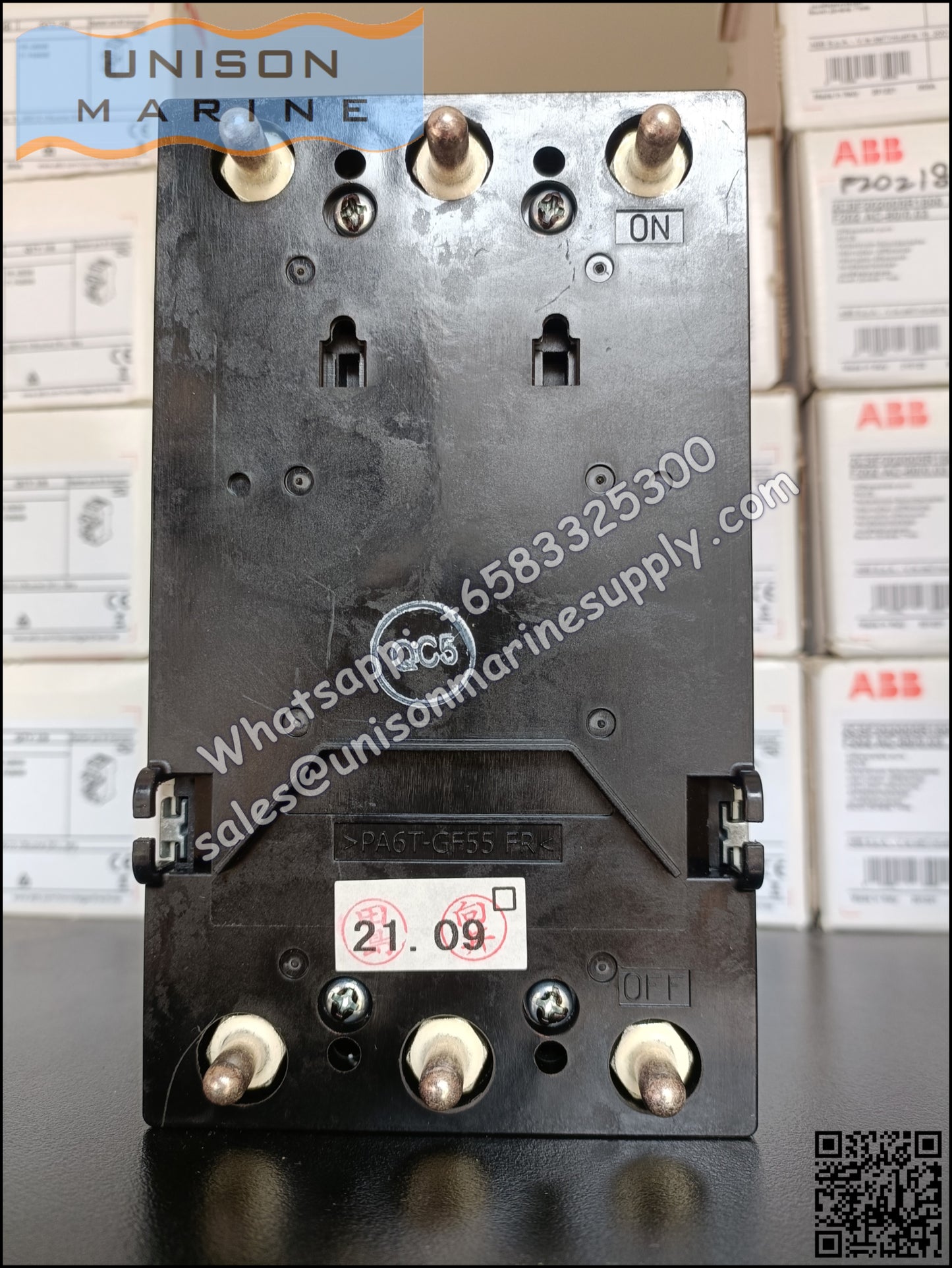 TRASAKI Marine Circuit Breaker (MCCB): S100-NF 60A 3P Fixed / Plug-in Type