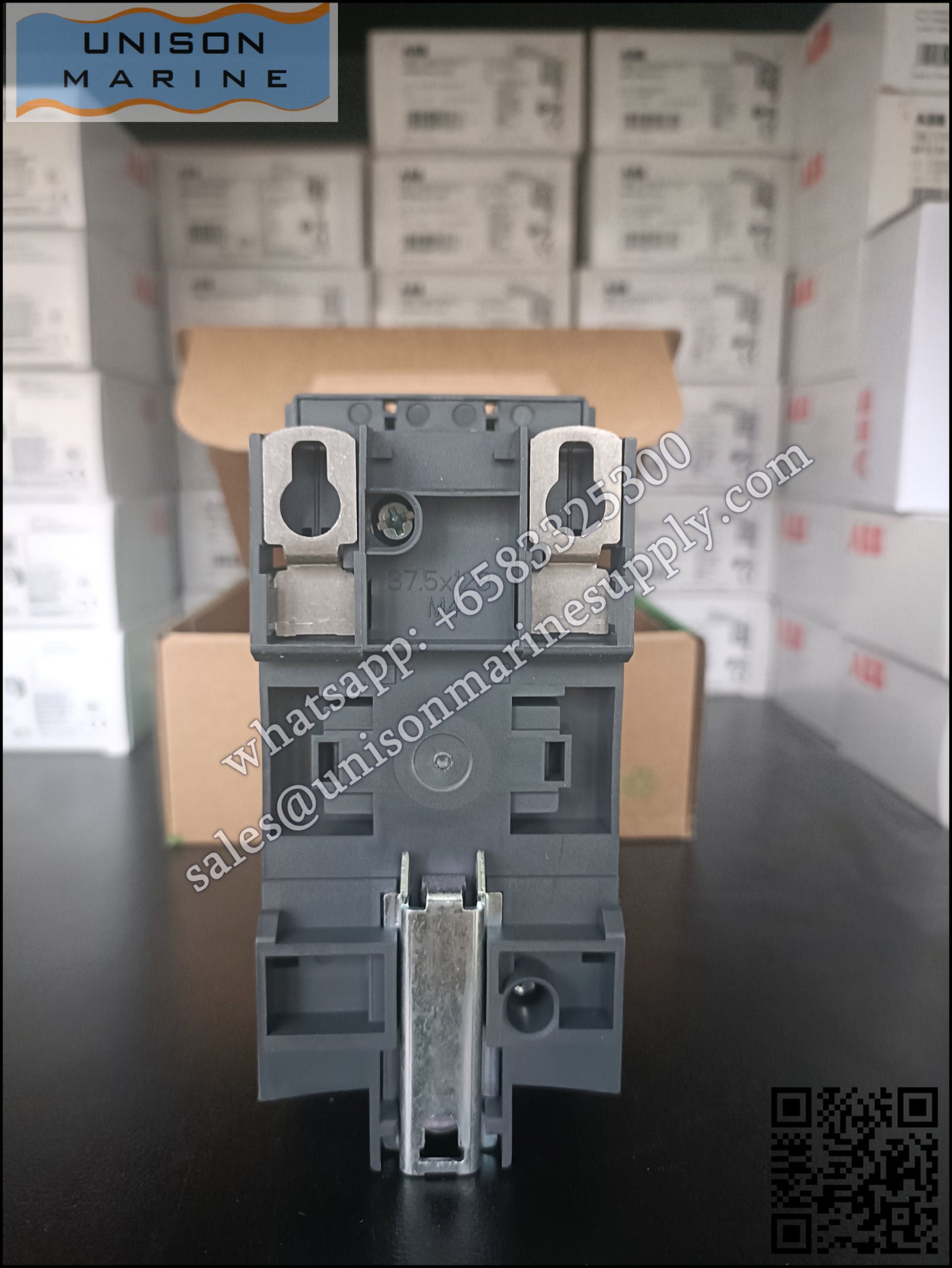 Schneider TeSys Deca Contactors : LC1D40AM7C