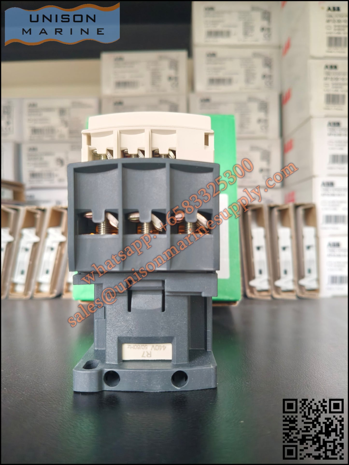 Schneider TeSys Deca Contactors : LC1D25R7
