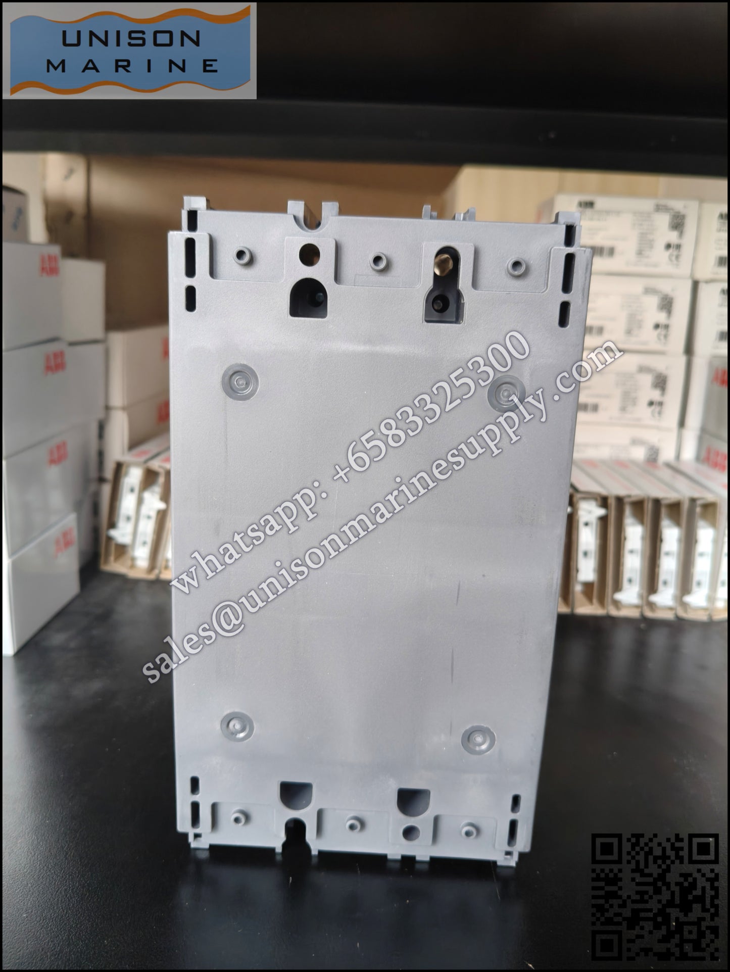 SCHNEIDER Contactor TeSys Giga 3P(3NO) AC-3, LC1G205LSEC, AC/DC200-500V
