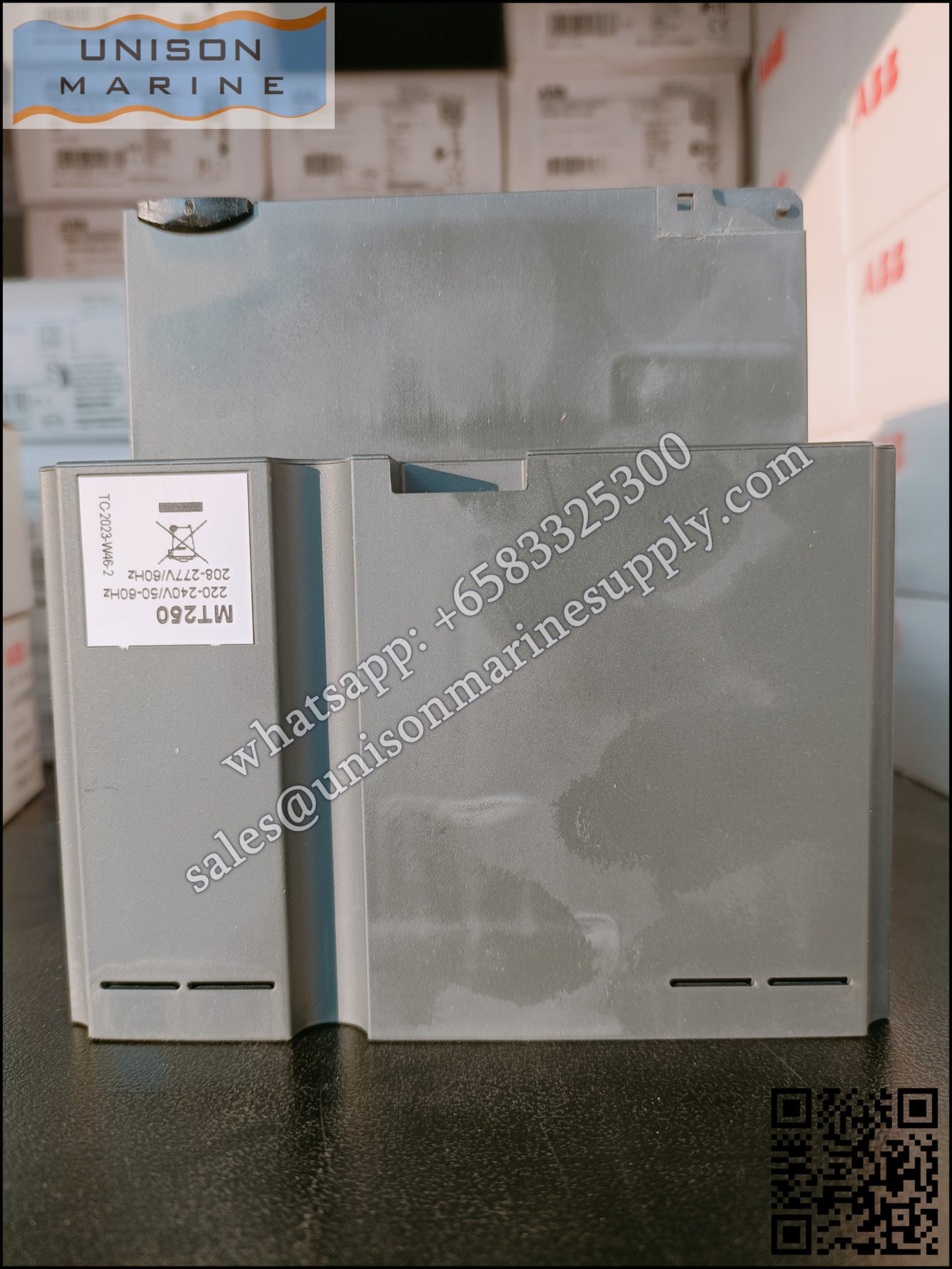 Schneider Electric circuit breaker：Motor-mechanism - MT250 SDE adaptor - 208..277V 60Hz / 220..240V 50/60Hz,LV431541