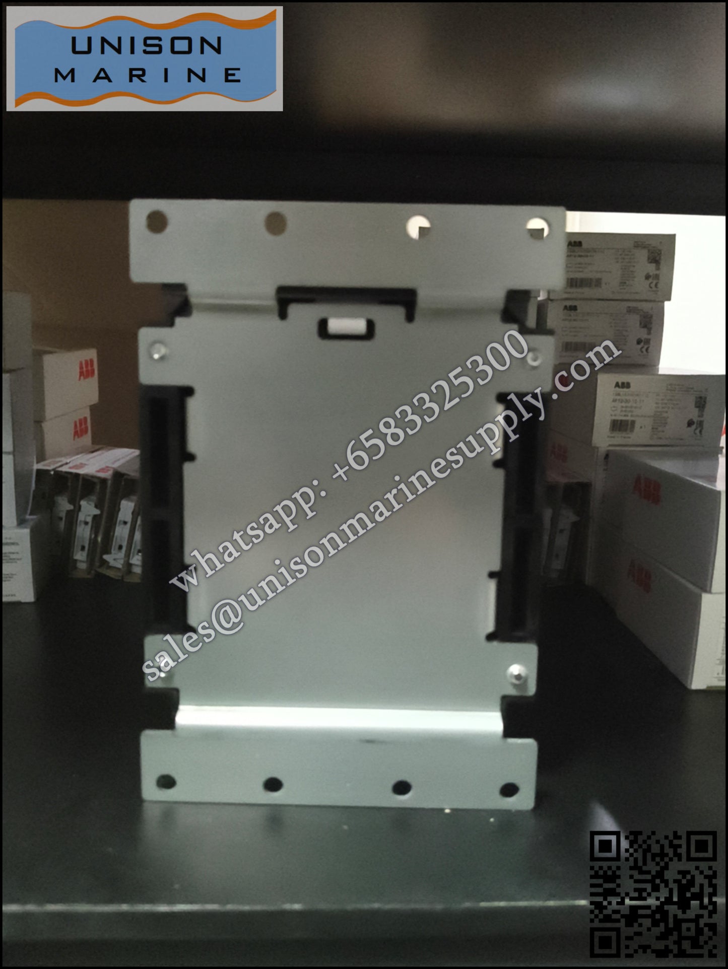 MITSUBISHI Magnetic Contactors: S-N180,2NO+2NC AC200/200-220V