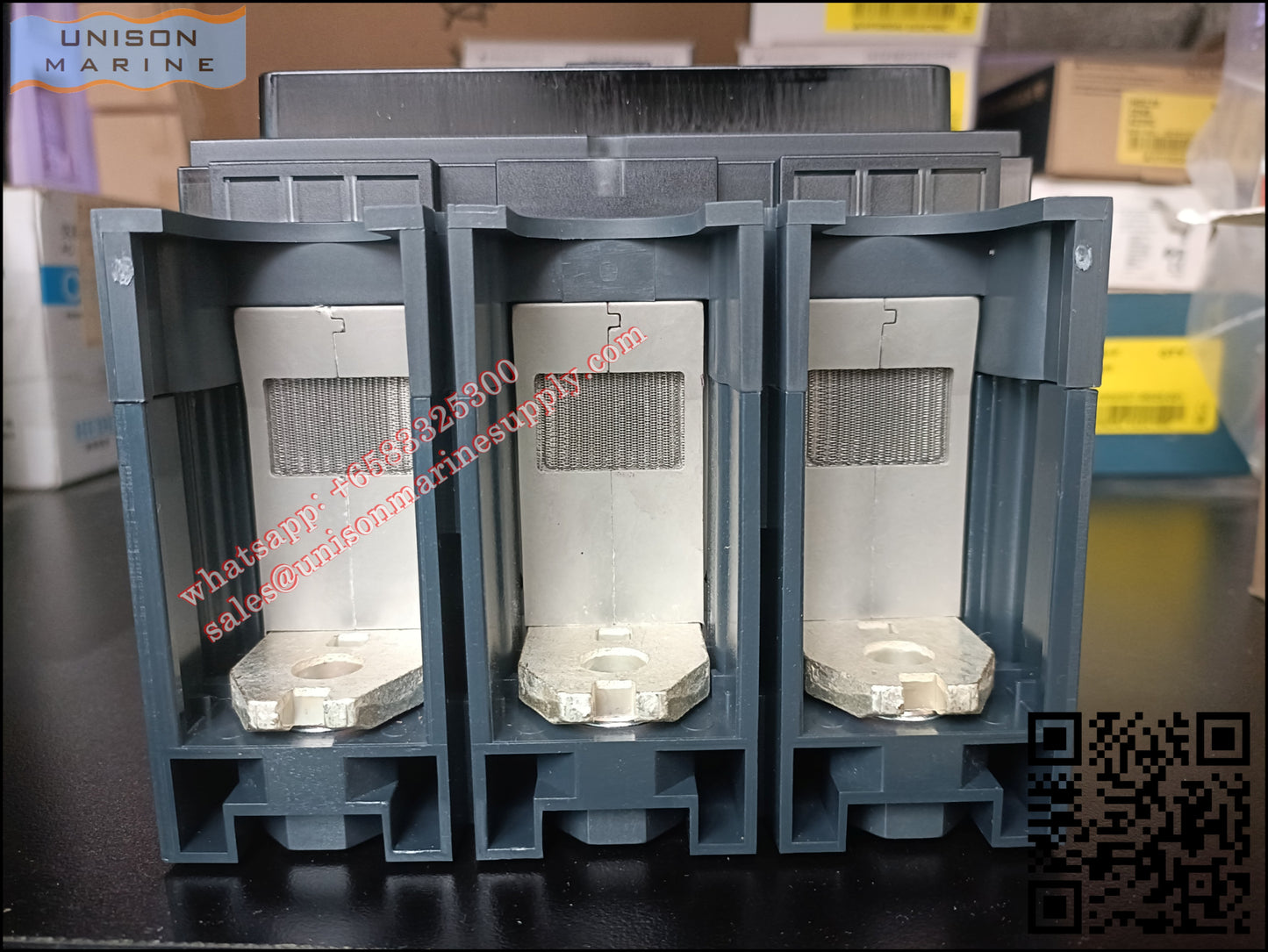 Schneider Electric circuit breaker  NSX400L 150kA AC 3P3D 400A Mic2.3, C40L32D400