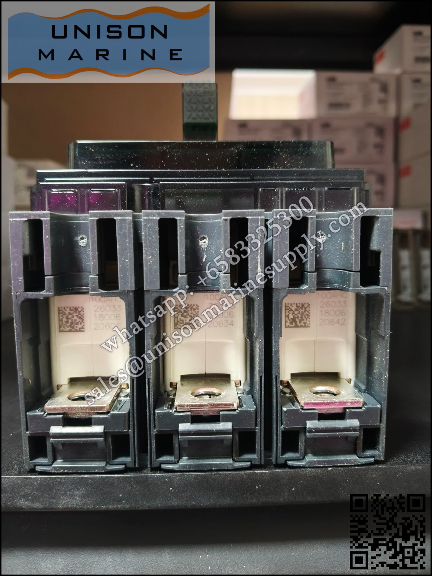 Schneider Electric circuit breaker：NSX100H 70kA AC 3P3D 40A TMD；C10H3TM040