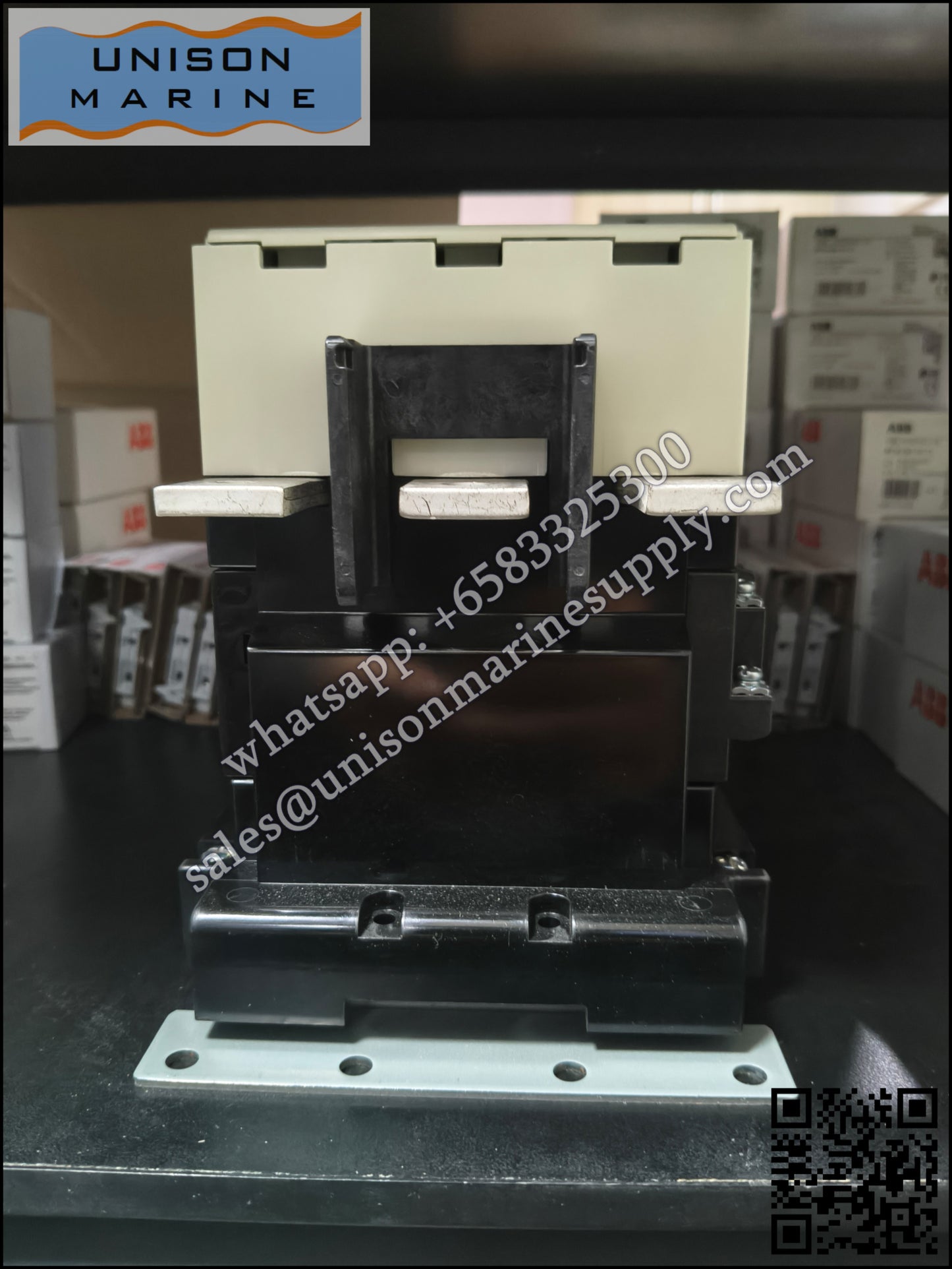 MITSUBISHI Magnetic Contactors: S-N180,2NO+2NC AC200/200-220V