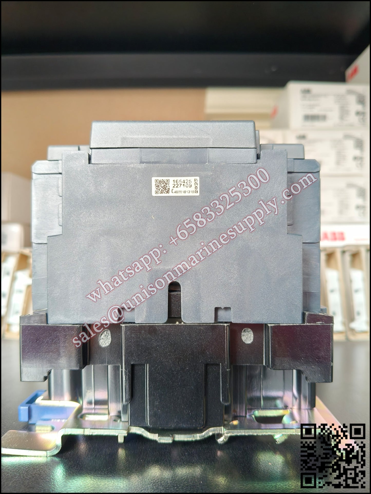 Schneider TeSys Deca Contactors : LC1D50B7C