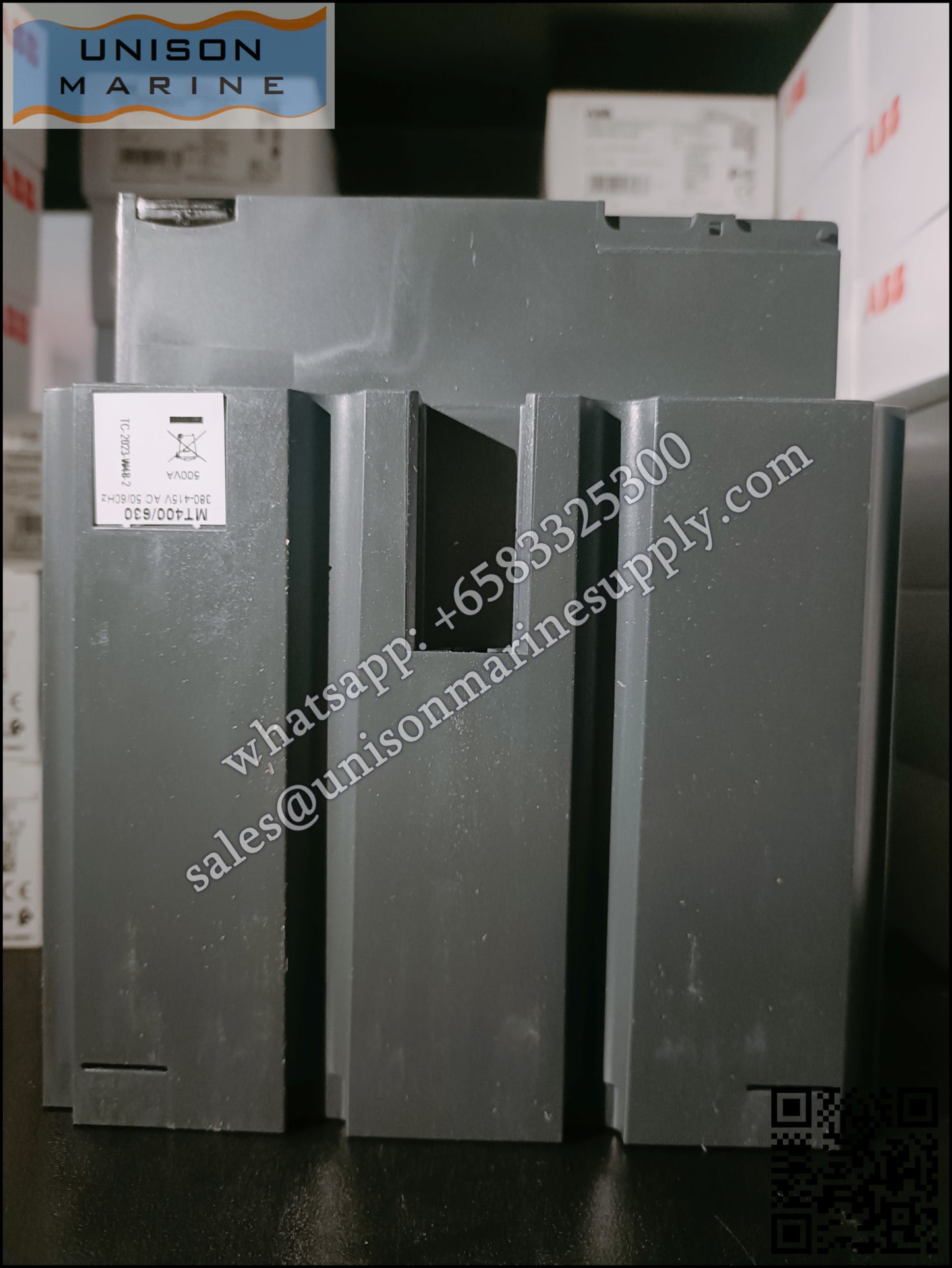 Schneider Electric circuit breaker：Motor-mechanism MT400/630,380..415VAC 50/60Hz, LV432642