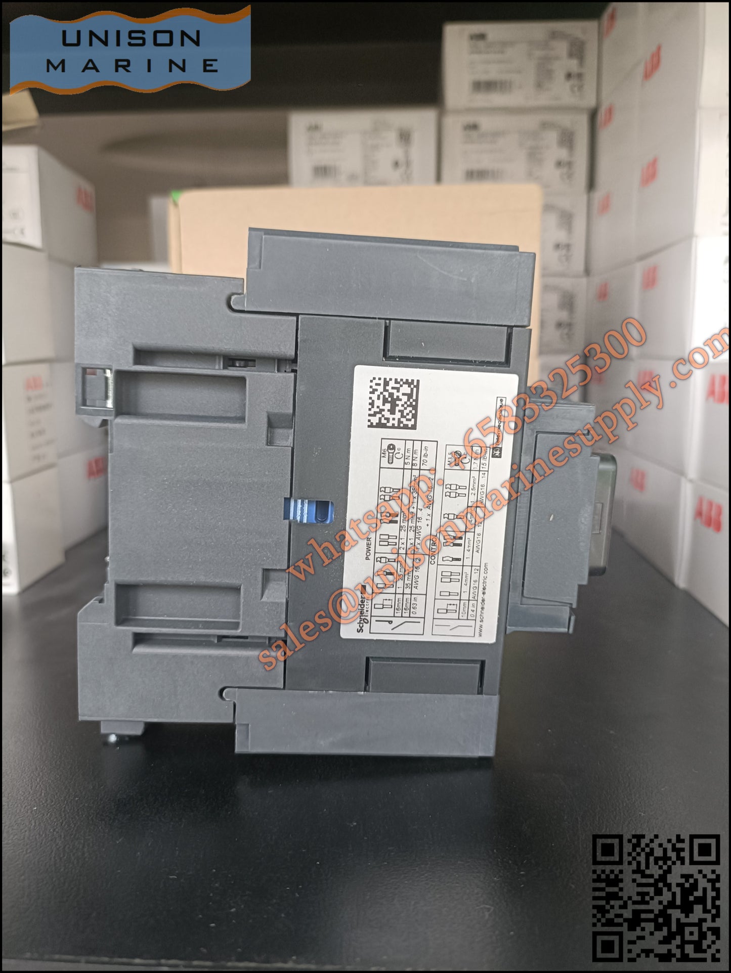 Schneider TeSys Deca Contactors : LC1D65AR7