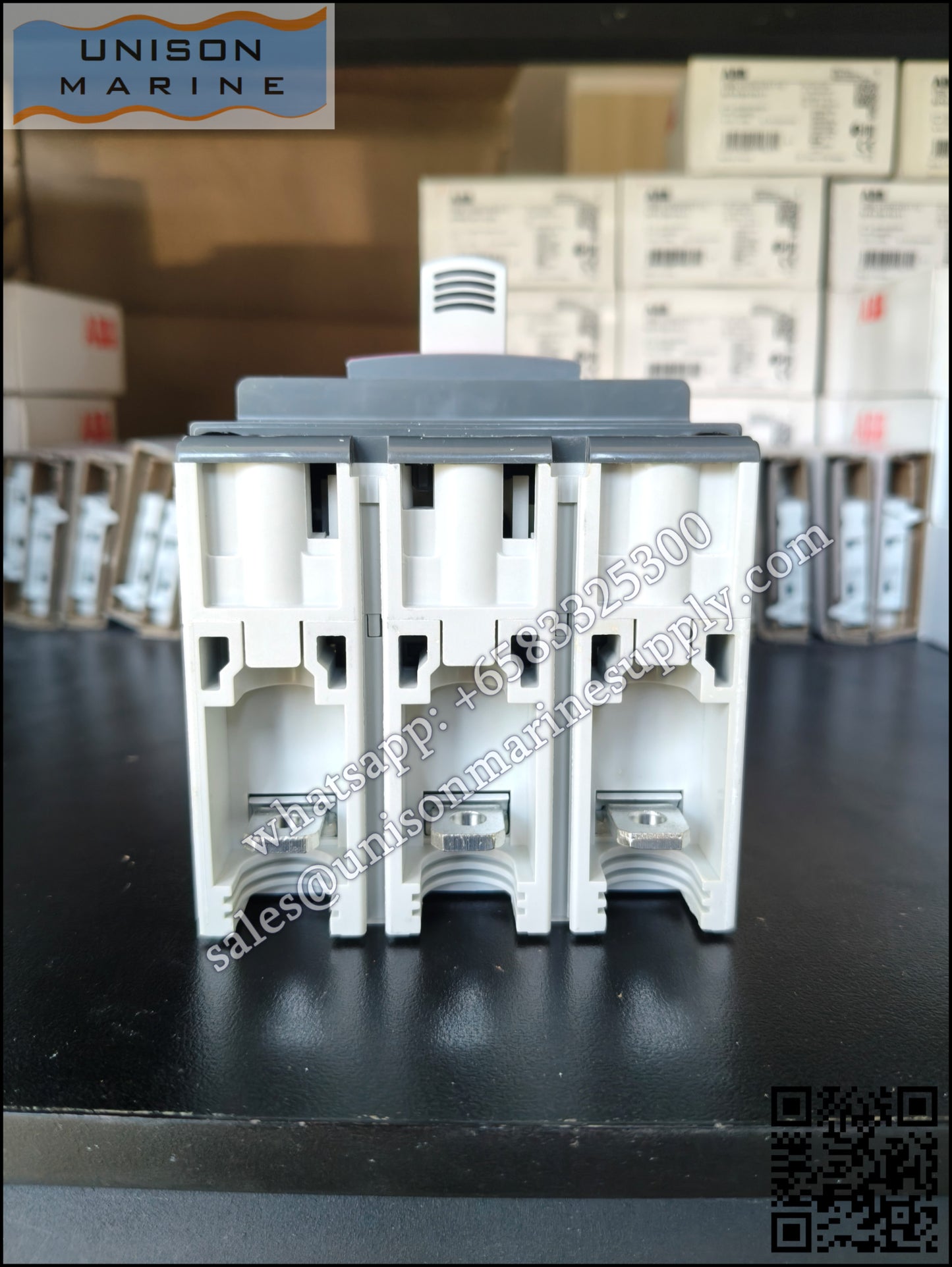ABB SACE Tmax XT Circuit Breakers: XT2N 160 Ekip C Dip LSI In100A 3pFF,1SDA067070R1