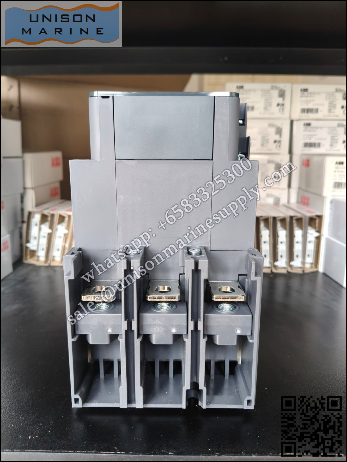 SCHNEIDER Contactor TeSys Giga 3P(3NO) AC-3, LC1G205LSEC, AC/DC200-500V