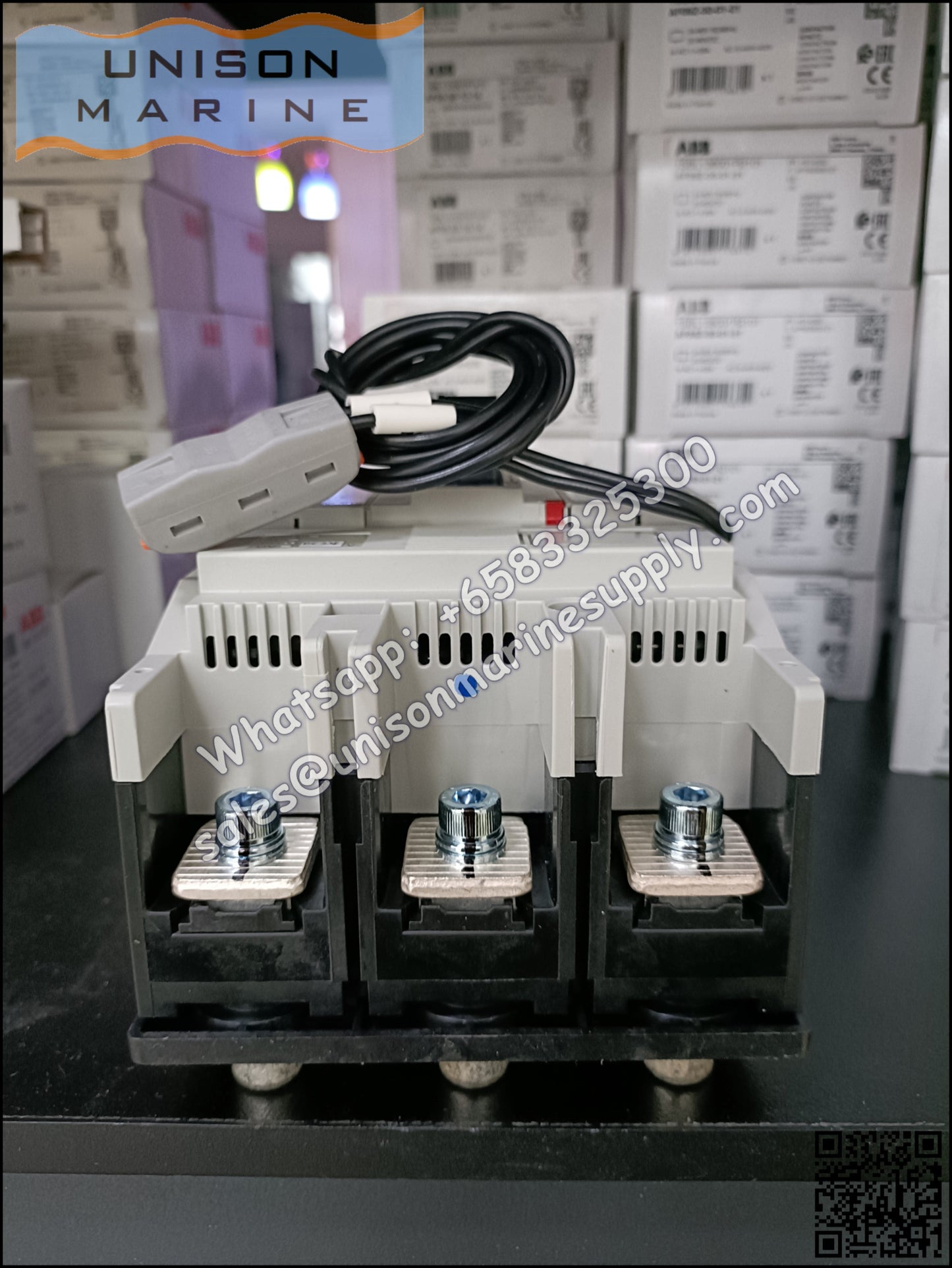 TRASAKI Marine Circuit Breaker (MCCB): S160-NJ 3P 160A Fixed / Plug-in Type