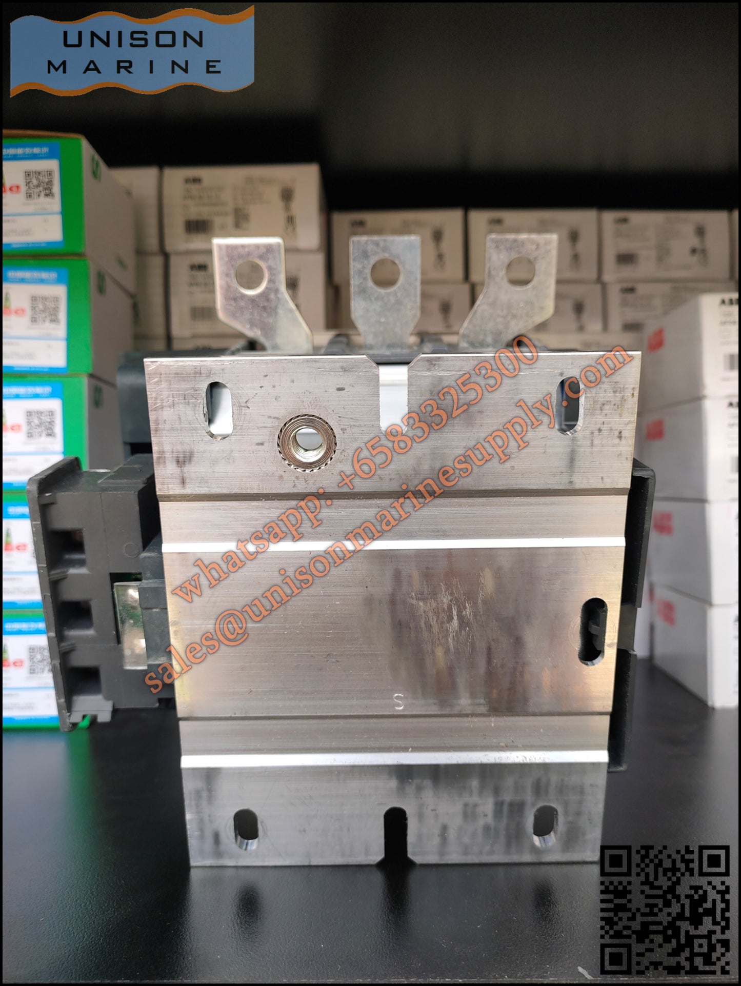 Schneider TeSys Deca Contactors : LC1F330M7