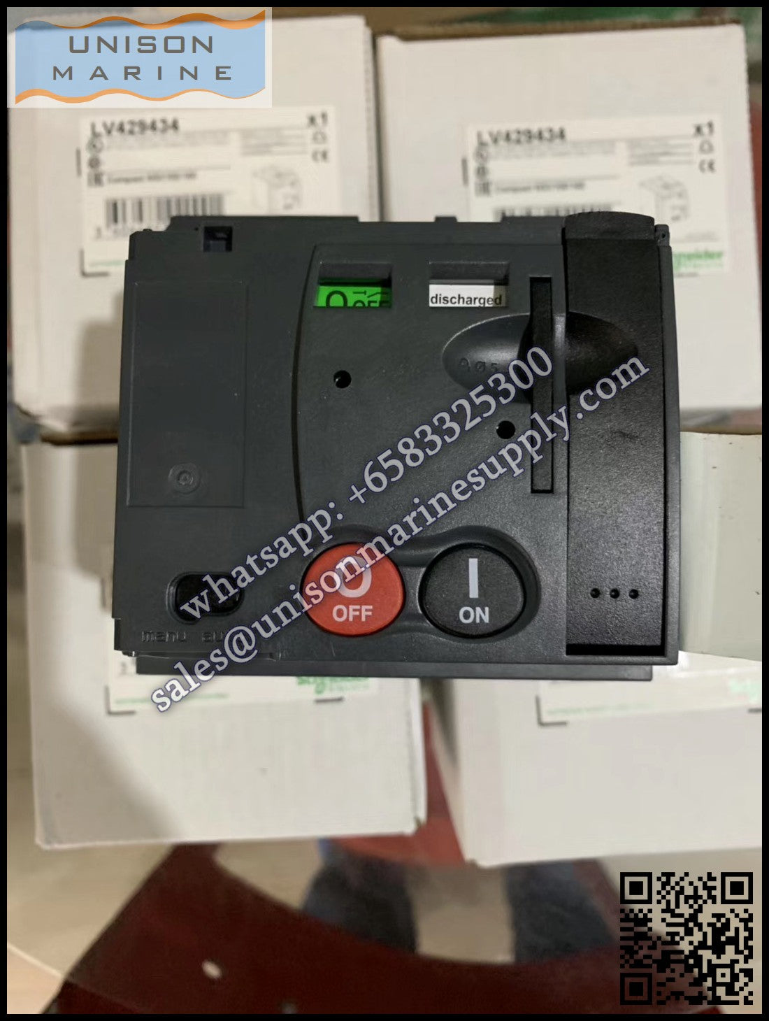 Schneider Electric circuit breaker：Motor-mechanism  MT100/160 - SDE adaptor - 208..277 V 60Hz / 220..240 V 50/60Hz,LV429434